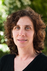 Dr. Laura Stachel