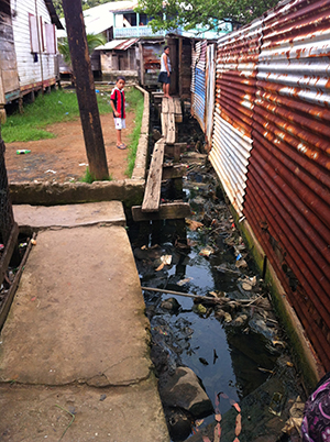 blueEnergy conducts extensive outreach to rural communities in Bluefields, Nicaragua to monitor the efficiency of biosand filters. Photo by Bidisha Roy.